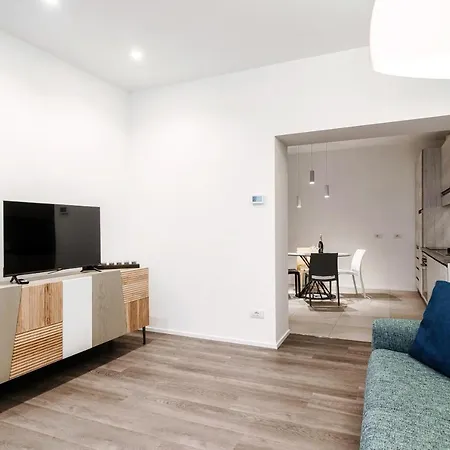 דירה Diaz 67 Life's Loft - The House Of Travelers קומו